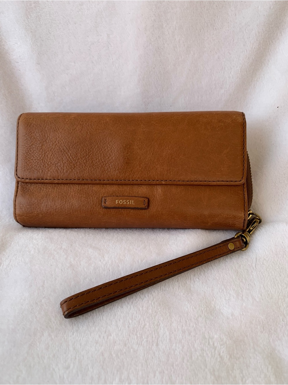 Fossil Cognac Tan Leather Trifold Zip Wristlet Wallet Clutch